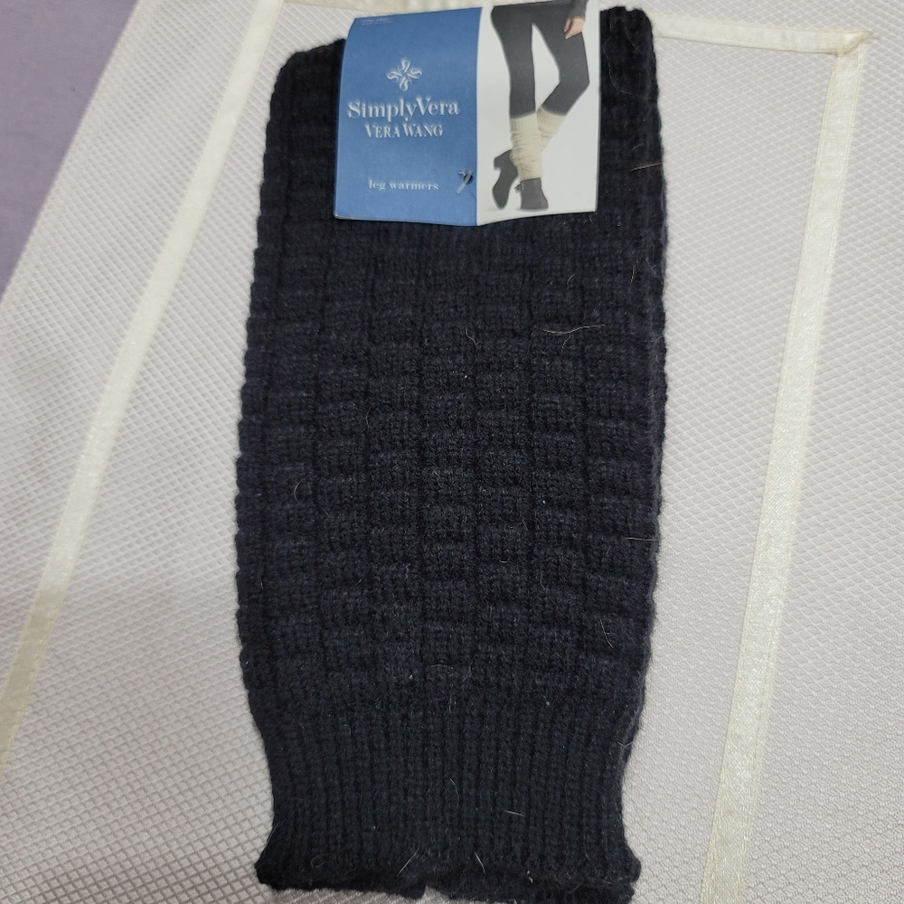 Simply Vera, Vera Wang Leg warmers